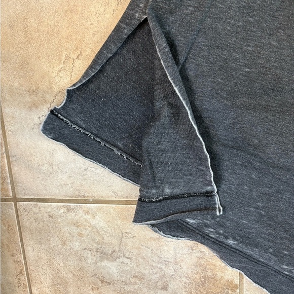 🎶Little Piece of My Heart Tee .. - Picture 4 of 7